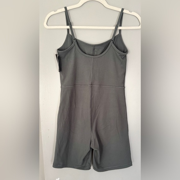 Wilfred Free Divinity Romper 7” Olive Green - Picture 2 of 4